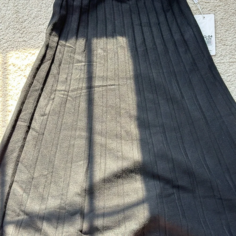 Dresses pants and jeans - Picture 8 of 16
